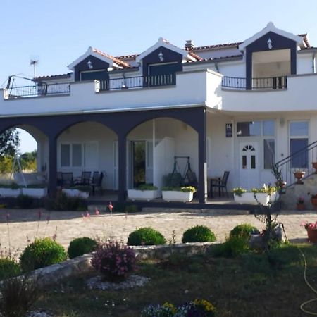 Apartment Viki Lozovac Εξωτερικό φωτογραφία