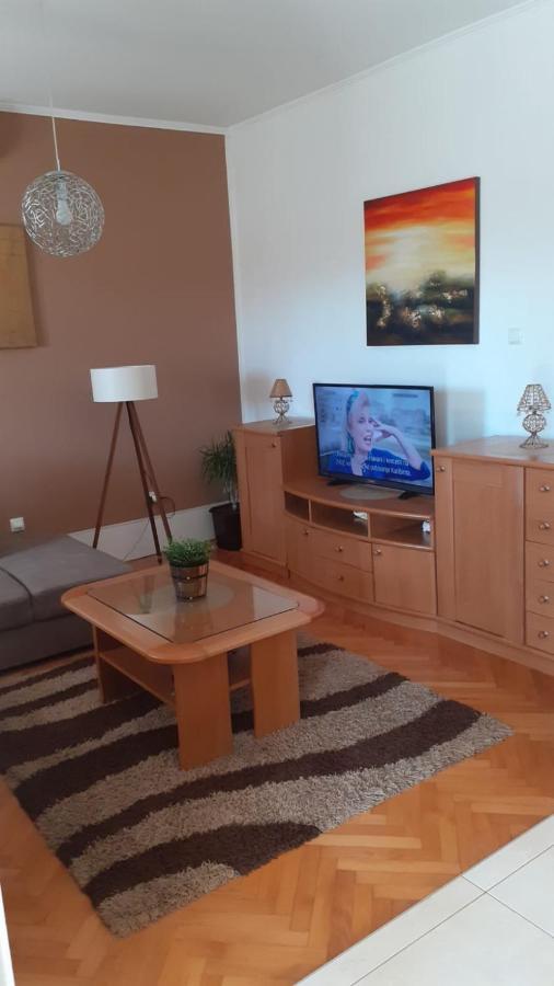 Apartment Viki Lozovac Εξωτερικό φωτογραφία