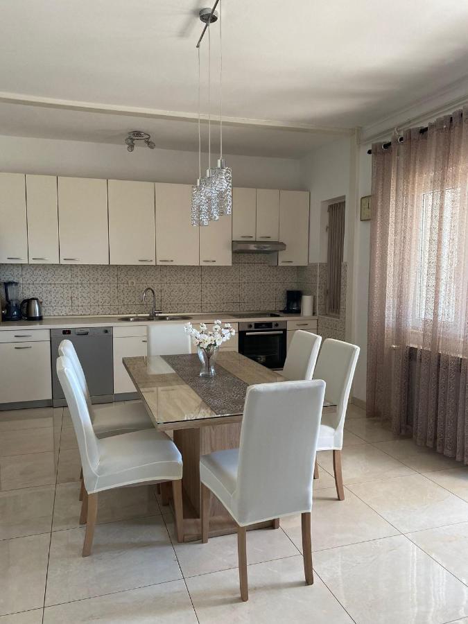 Apartment Viki Lozovac Εξωτερικό φωτογραφία